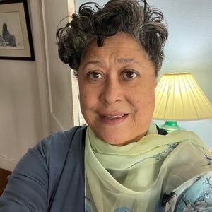 Meet your Posher, Pamela